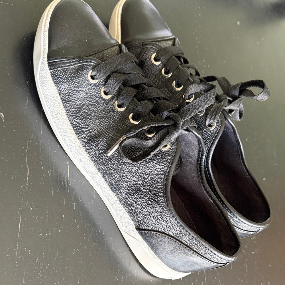 Michael Kors Black Leather Women’s Sneakers - Picture 5 of 6